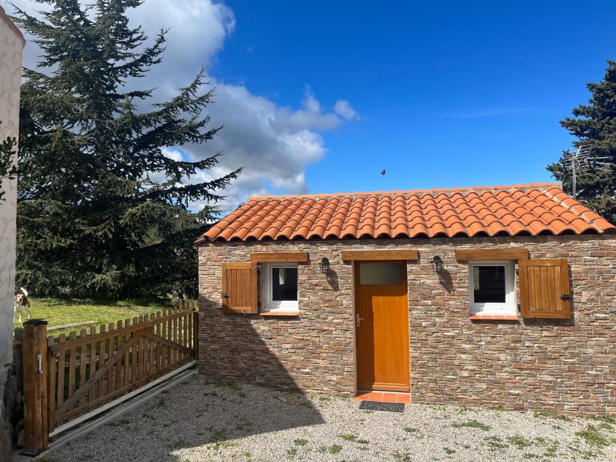 Gite De L'Auxineill Castelnou Kültér fotó